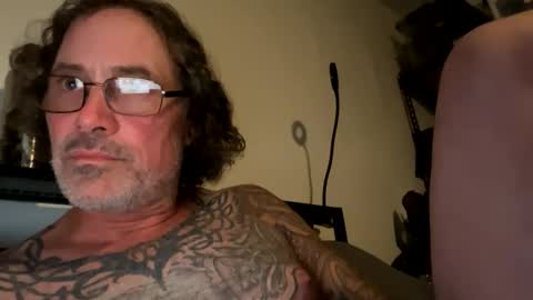 specter1972 online show from March 24, 12:04 am