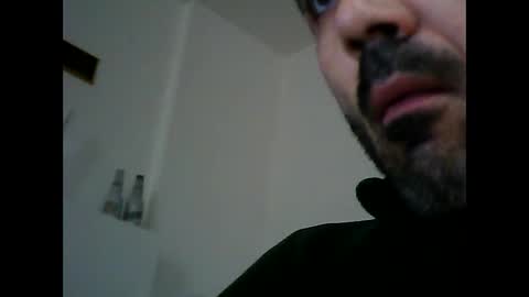 Snapshot of speed0800 chatting on December 5, 12:19 am Speed online show from December 5, 12:19 am