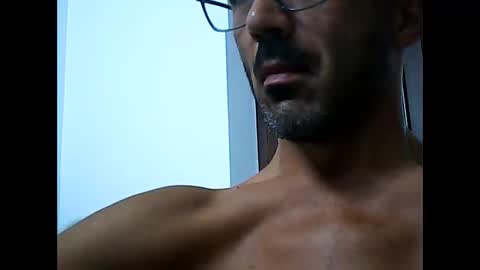 Snapshot of speed0800 chatting on September 23, 10:35 pm Speed online show from September 23, 10:35 pm