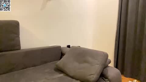 Alex online show from October 18, 9:37 pm