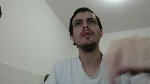 Snapshot of spencerreidddd chatting on October 18, 5:57 pm spencerreidddd online show from October 18, 5:57 pm