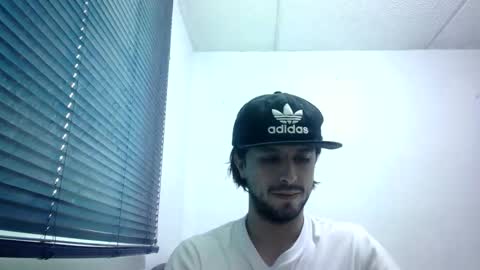 Snapshot of sperm_donor94 chatting on April 25, 6:16 pm sperm_donor94 online show from April 25, 6:16 pm