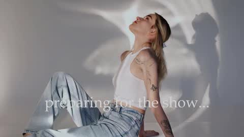 your sweet Jessy online show from December 14, 5:07 pm