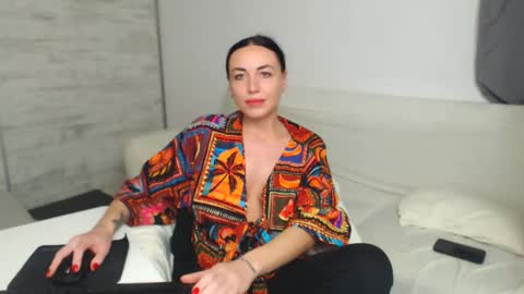 Carla online show from December 2, 9:39 pm