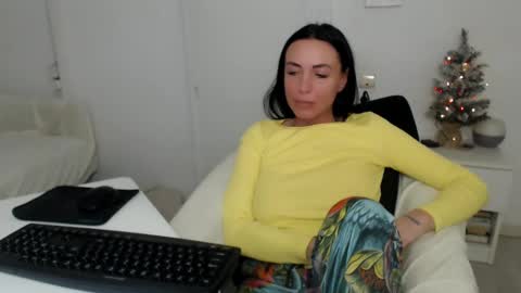 Carla online show from December 22, 8:58 pm