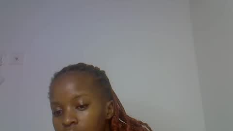 Snapshot of spiciey_ chatting on March 8, 3:21 am Spicy online show from March 8, 3:21 am