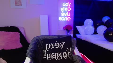 scarlett online show from October 26, 1:06 pm