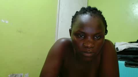 spicy_bella69 online show from May 14, 7:04 am