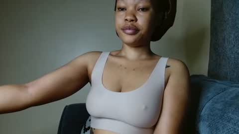Snapshot of spicy_kerrine chatting on July 6, 7:38 am Spicy kerrine online show from July 6, 7:38 am