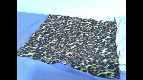 Snapshot of spicy_kittie chatting on November 4, 6:29 pm Kittle online show from November 4, 6:29 pm