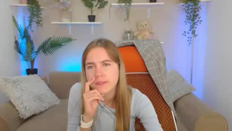 spicy_lexi online show from September 19, 6:59 am
