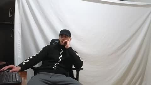 Marco. When Im offline you can view premium content in bio online show from February 17, 7:20 pm