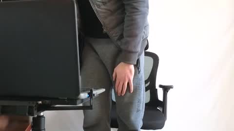 Marco. When Im offline you can view premium content in bio online show from March 23, 9:24 am