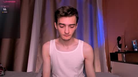 Snapshot of spider___man chatting on October 14, 10:27 am Spidey online show from October 14, 10:27 am