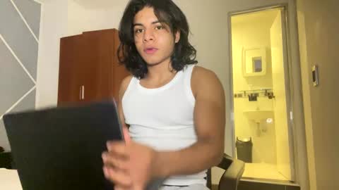 spideychill online show from December 5, 10:01 am