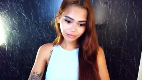 Snapshot of spoileme_babexx chatting on December 4, 5:32 pm CALL ME RAINE online show from December 4, 5:32 pm