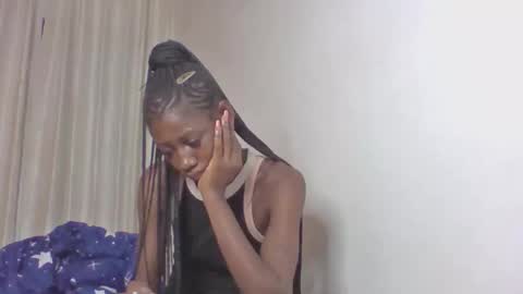 Snapshot of spoiltbrattt chatting on October 28, 11:03 am spoiltbrattt online show from October 28, 11:03 am