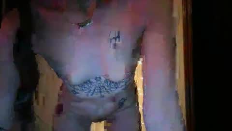 Snapshot of spookybarbiegirl chatting on December 21, 2:19 am spookybarbiegirl online show from December 21, 2:19 am