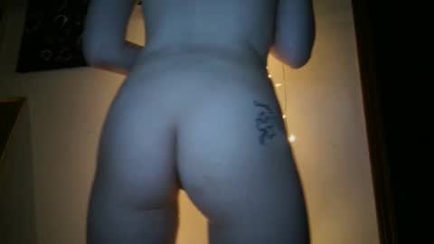 Snapshot of spookybarbiegirl chatting on January 29, 1:16 am spookybarbiegirl online show from January 29, 1:16 am