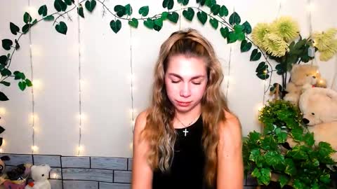 Karina online show from March 19, 7:01 am