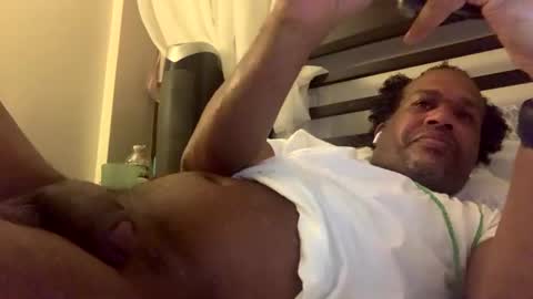 Snapshot of sportyesce chatting on February 16, 11:59 pm sportyesce online show from February 16, 11:59 pm