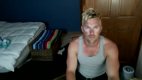 Snapshot of spun_redneck chatting on June 7, 2:16 am Spun Redneck online show from June 7, 2:16 am