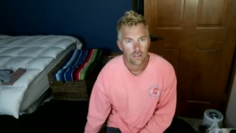 Snapshot of spun_redneck chatting on June 24, 10:36 am Spun Redneck online show from June 24, 10:36 am