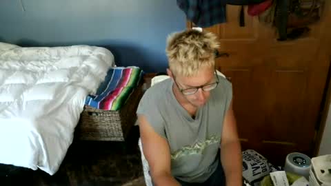 Snapshot of spun_redneck chatting on July 7, 11:42 pm Spun Redneck online show from July 7, 11:42 pm