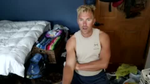 Snapshot of spun_redneck chatting on July 11, 12:24 am Spun Redneck online show from July 11, 12:24 am