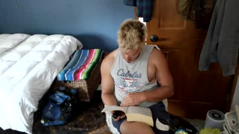 Snapshot of spun_redneck chatting on July 17, 7:52 pm Spun Redneck online show from July 17, 7:52 pm