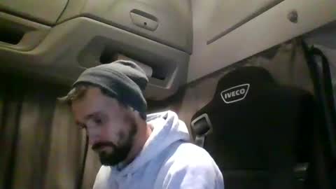 Snapshot of spyco82 chatting on December 11, 5:37 pm spyco82 online show from December 11, 5:37 pm