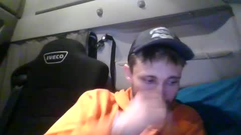 Snapshot of spyco82 chatting on February 4, 5:01 pm spyco82 online show from February 4, 5:01 pm