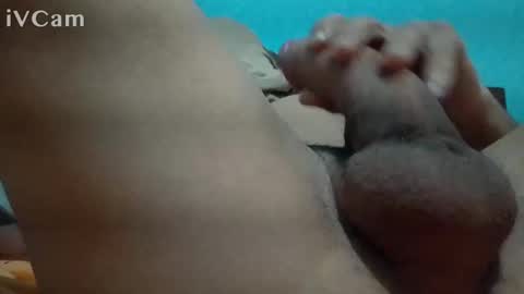 Snapshot of spzs33 chatting on December 3, 11:13 pm spzs33 online show from December 3, 11:13 pm