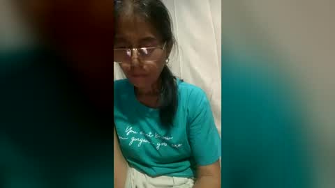 Snapshot of squirt0120 chatting on July 1, 4:18 pm squirt0120 online show from July 1, 4:18 pm