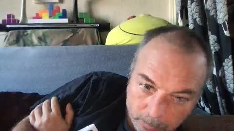 Snapshot of srekos38 chatting on February 5, 8:08 am srekos38 online show from February 5, 8:08 am