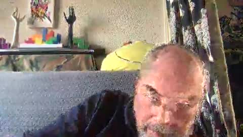 Snapshot of srekos38 chatting on February 18, 3:19 pm srekos38 online show from February 18, 3:19 pm