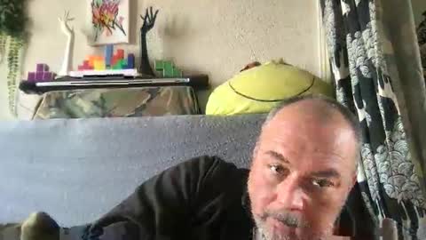 Snapshot of srekos38 chatting on March 27, 2:06 pm srekos38 online show from March 27, 2:06 pm