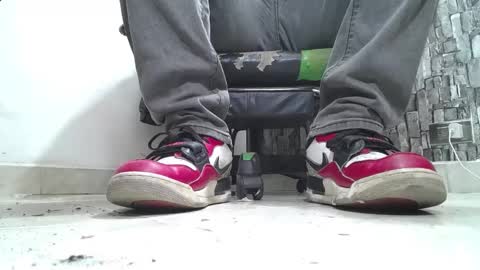 sr master cum its my old account online show from April 16, 7:14 pm