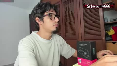 Snapshot of srincognito666 chatting on July 15, 1:49 pm srincognito666 online show from July 15, 1:49 pm
