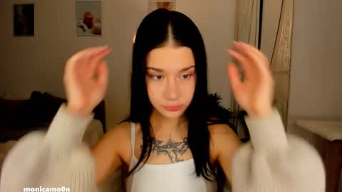 Snapshot of ssash1mii chatting on November 25, 12:54 am Hey guys i miss you so much online show from November 25, 12:54 am