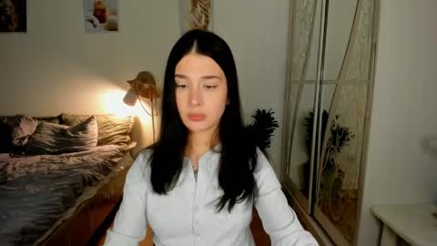 Hey guys i miss you so much  online show from April 3, 9:46 pm