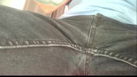 Snapshot of ssenzo chatting on April 8, 3:45 pm ssenzo online show from April 8, 3:45 pm