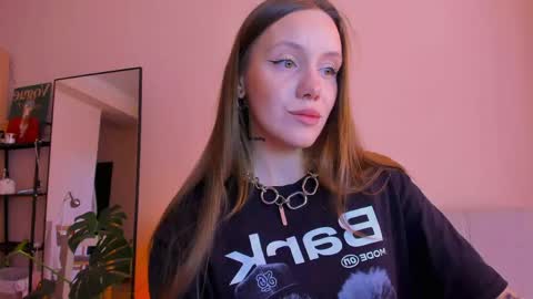 Snapshot of sshawty chatting on April 16, 11:44 am Anni if Im offline for a long time Im depressed feel free to support me offline online show from April 16, 11:44 am