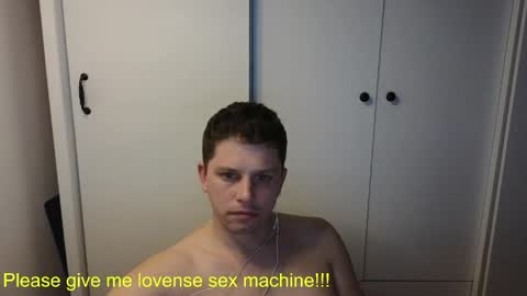 st1vemaster01 online show from April 19, 2:38 pm