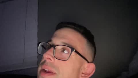 Snapshot of st22fe69 chatting on January 8, 4:15 am Jose online show from January 8, 4:15 am