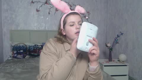 Snapshot of staceylex chatting on February 21, 7:20 am Stacey online show from February 21, 7:20 am