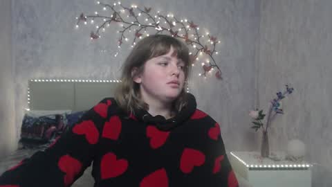 Snapshot of staceylex chatting on March 6, 7:05 am Stacey online show from March 6, 7:05 am