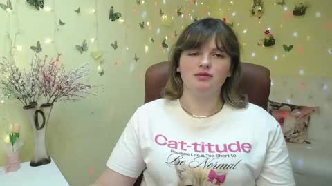 Snapshot of staceylex chatting on April 15, 6:31 am Stacey online show from April 15, 6:31 am