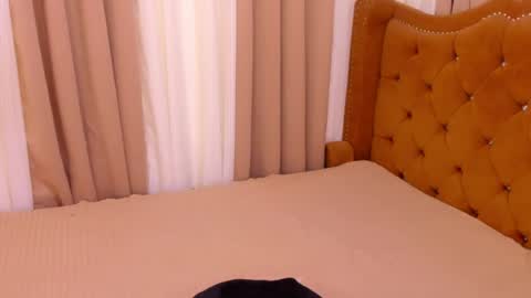 Snapshot of staceymariemojic chatting on August 3, 9:18 pm staceymariemojic online show from August 3, 9:18 pm
