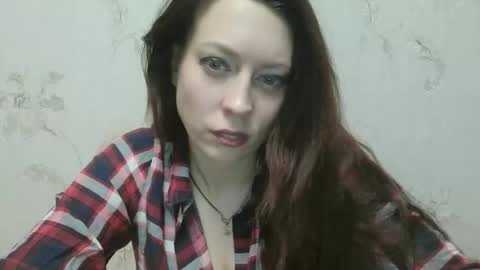 staceywellsx online show from March 6, 9:00 pm